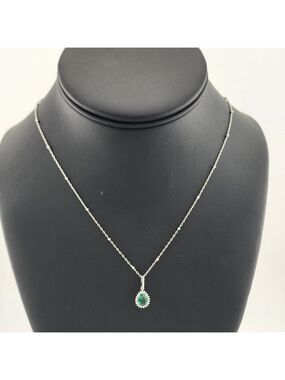 Dainty 925 Silver Necklace with Green Gemstone and Cubic Zirconia – New